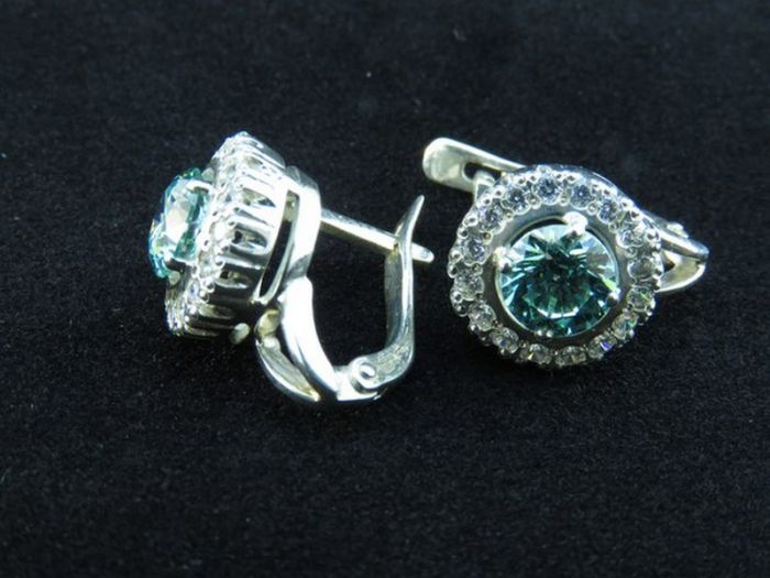 Серьги из серебра 925 пробы с фианитами Swarovski - 1