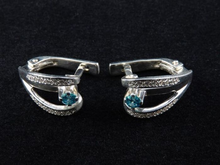 Серебряные серьги с фианитами Swarovcki - 15