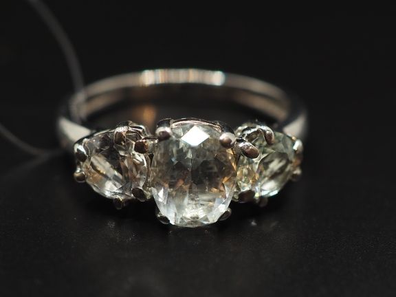 Серебряное кольцо с натуральными бериллами - 130