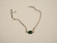 Серебряный браслет с изумрудом 1.70 карат -18