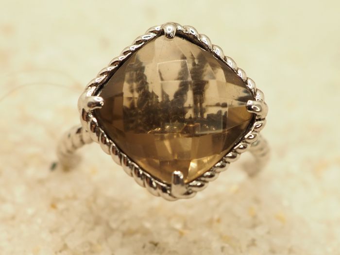 серебреное кольцо с раух-топазом-477