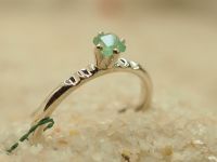 Серебряное кольцо с натуральным бериллом-755